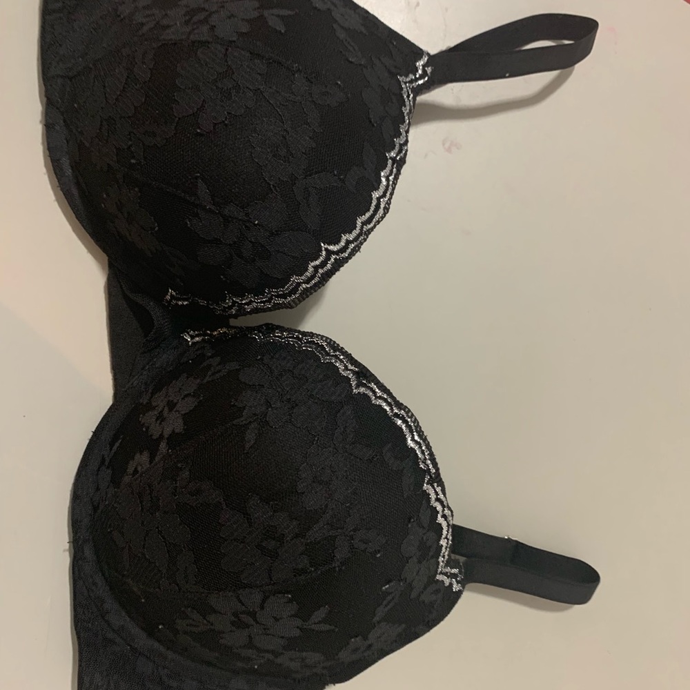 Victoria secret push up bra 34DDD